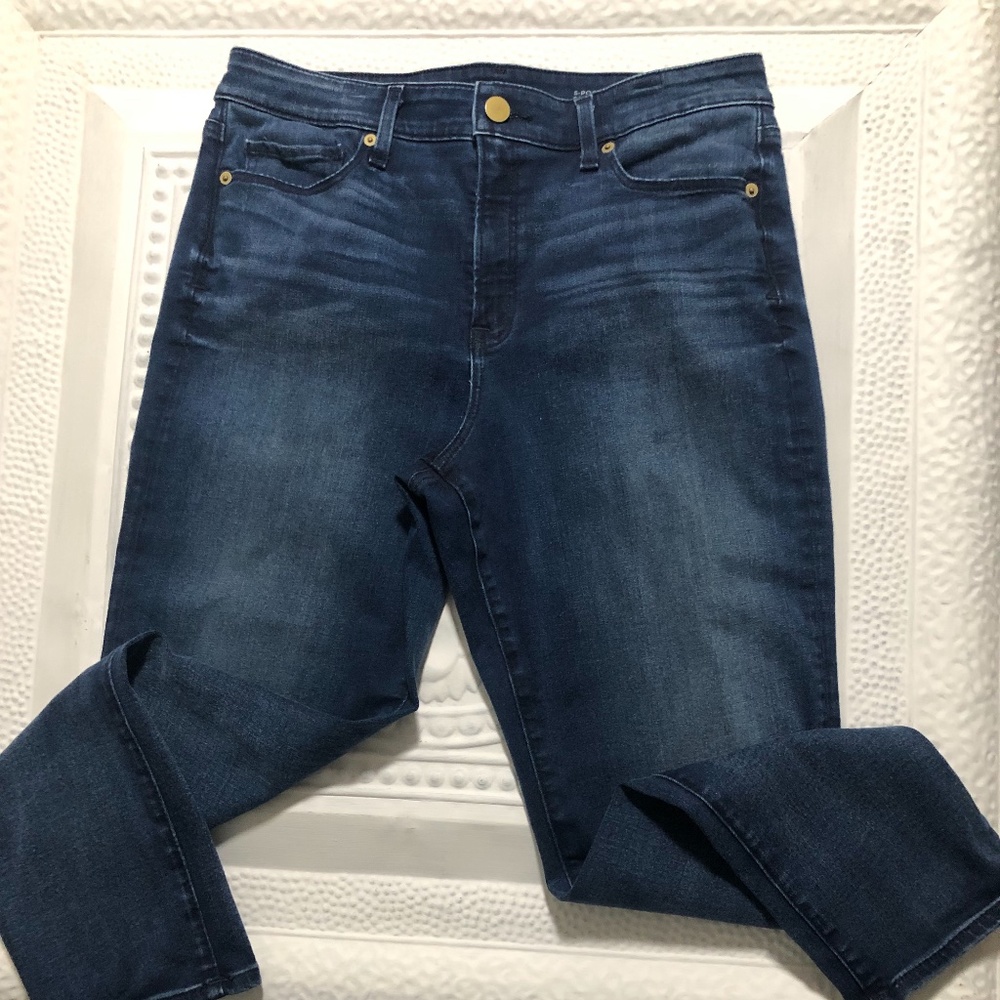 Spanx five pocket boyfriend jeans size 30 excellent condition